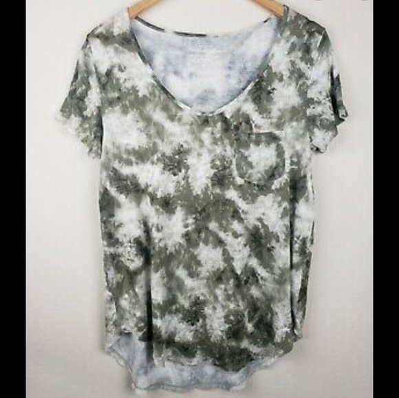 Hollister Tops - Hollister comfy tee Hollister Tops - Hollister comfy tee